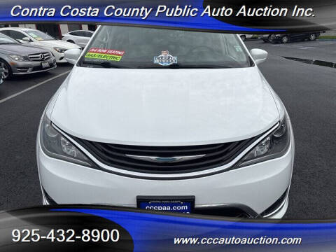 2017 Chrysler Pacifica Hybrid Touring Plus