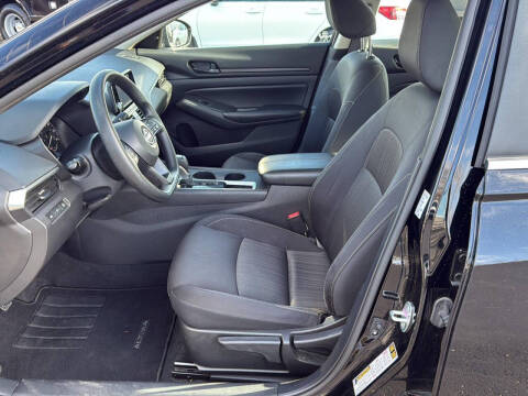 2024 Nissan Altima 2.5 S