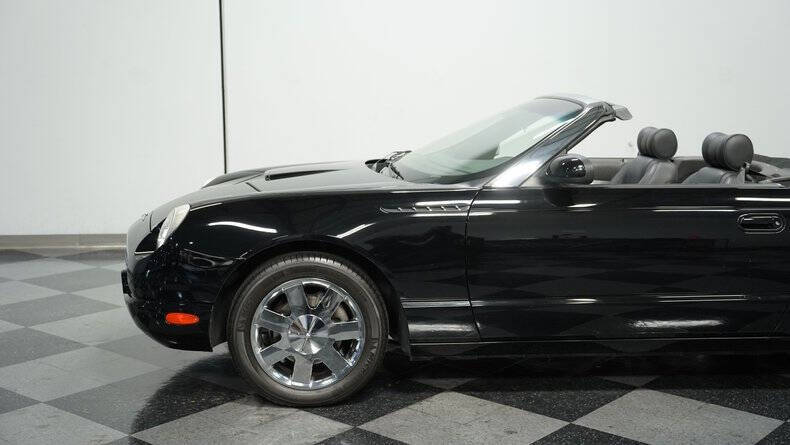 2002 Ford Thunderbird Deluxe