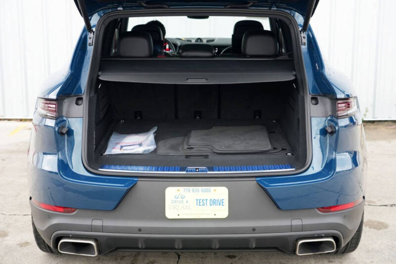 2024 Porsche Cayenne E-Hybrid