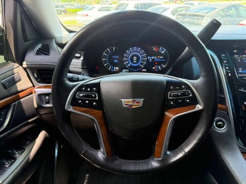 2019 Cadillac Escalade Luxury