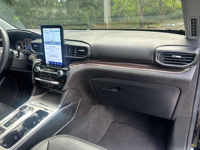 2022 Ford Explorer Limited