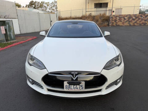 2014 Tesla Model S 85