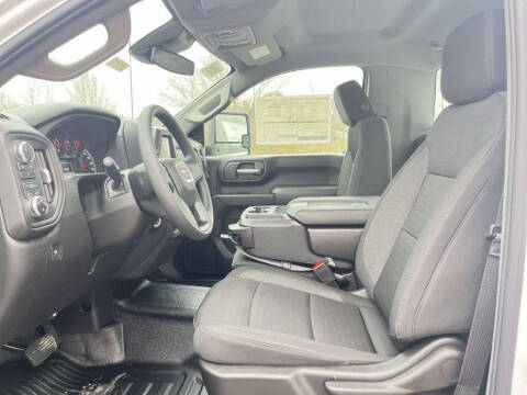 2025 GMC Sierra 2500HD Pro