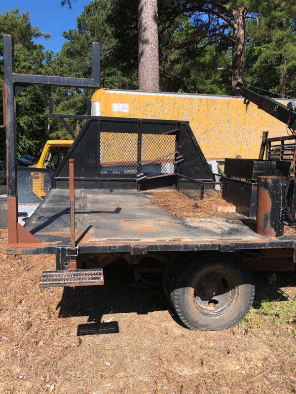 Flatbed With Crane