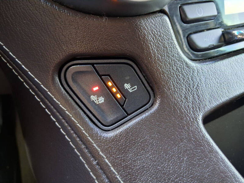 2015 Chevrolet Suburban LT