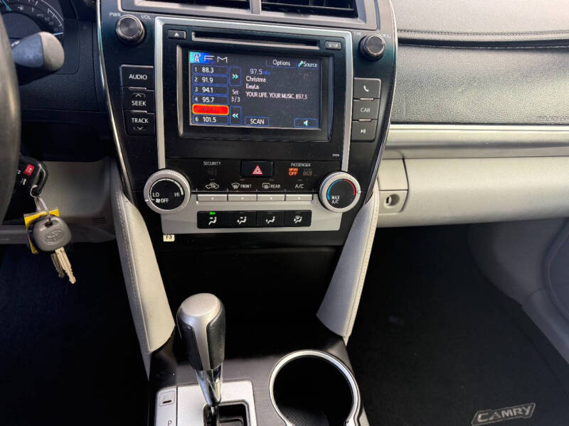 2013 Toyota Camry LE