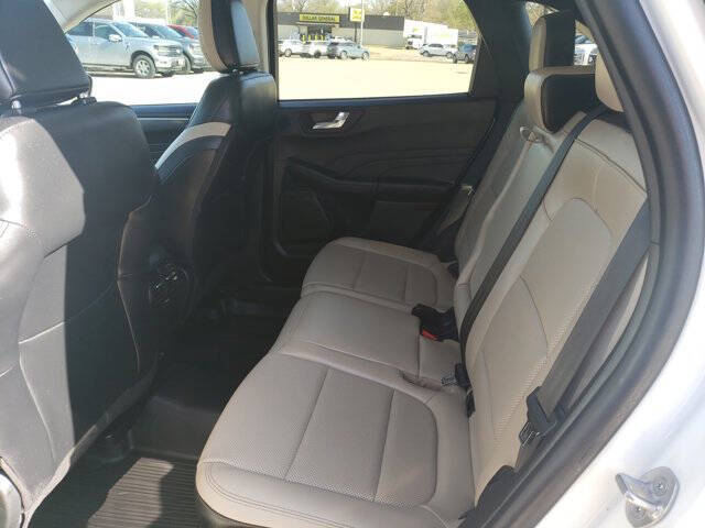 2021 Ford Escape Titanium