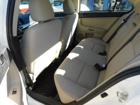 2013 Mitsubishi Lancer ES