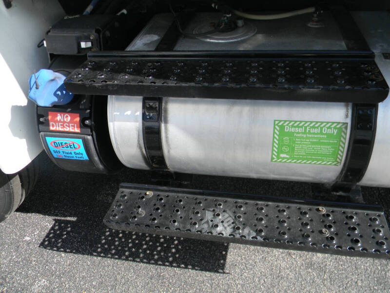 2017 International DuraStar 4300