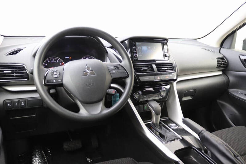 2024 Mitsubishi Eclipse Cross ES