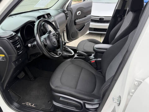 2018 Kia Soul +