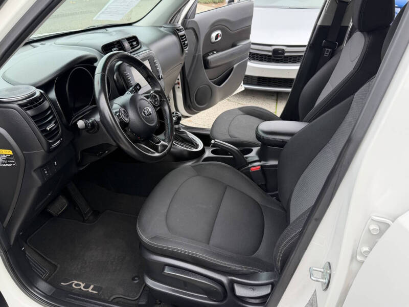 2018 Kia Soul +