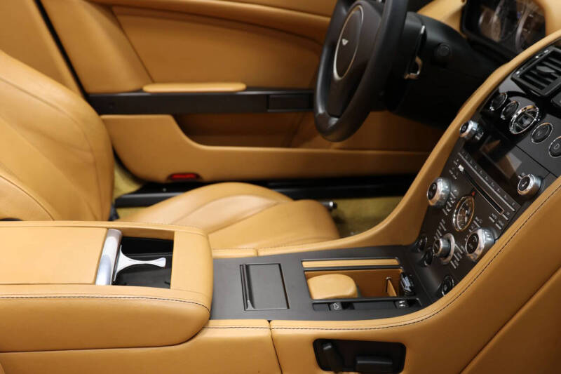 2012 Aston Martin V8 Vantage Roadster