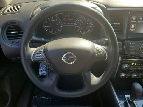 2020 Nissan Pathfinder S