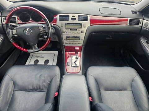 2005 Lexus ES 330