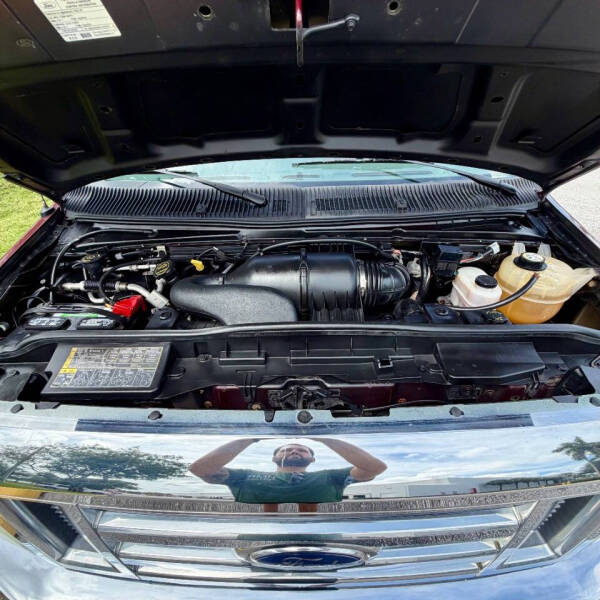 2008 Ford E-Series E-350 SD XLT