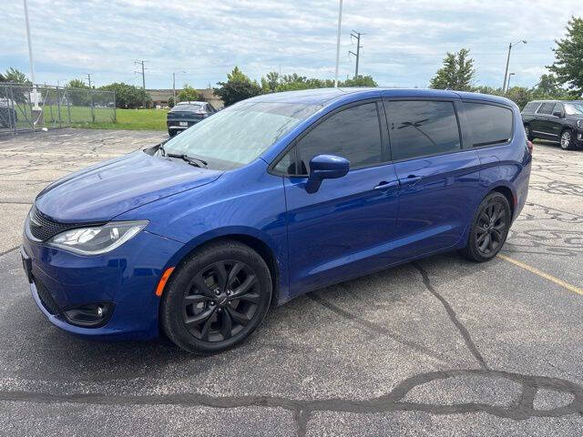 2020 Chrysler Pacifica Touring