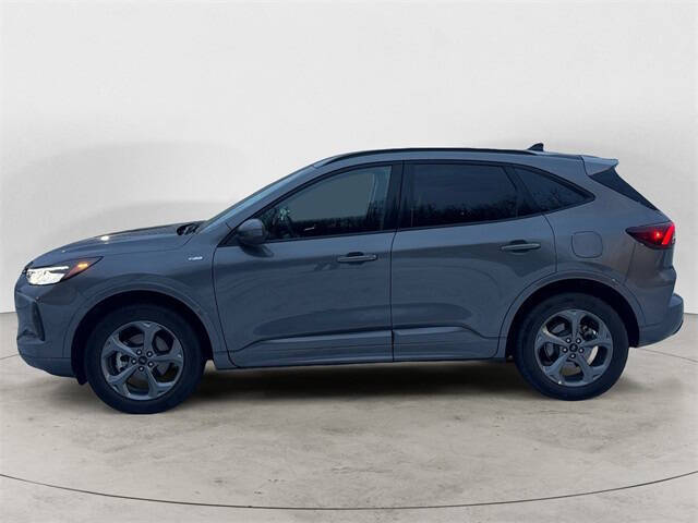 2024 Ford Escape Hybrid ST-Line Select