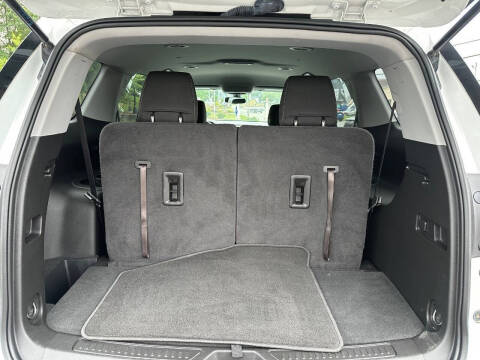 2017 GMC Acadia SLE-2
