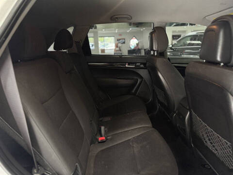 2014 Kia Sorento LX