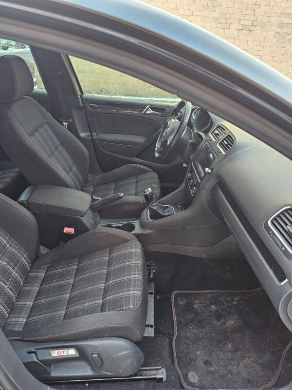 2014 Volkswagen GTI Wolfsburg Edition PZEV