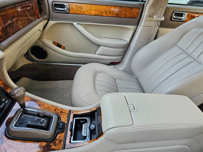 1995 Jaguar XJ-Series XJ6