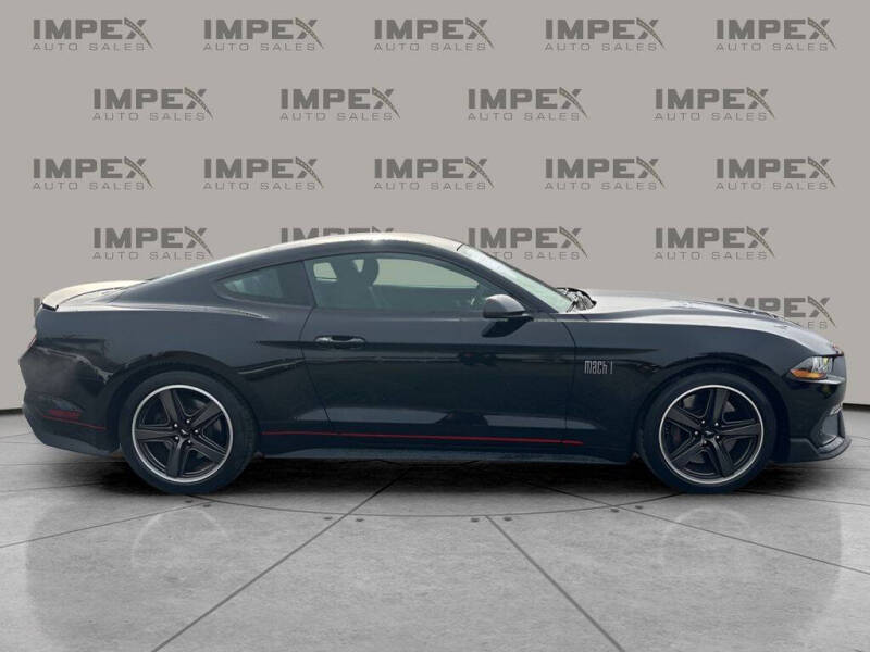 2022 Ford Mustang Mach 1