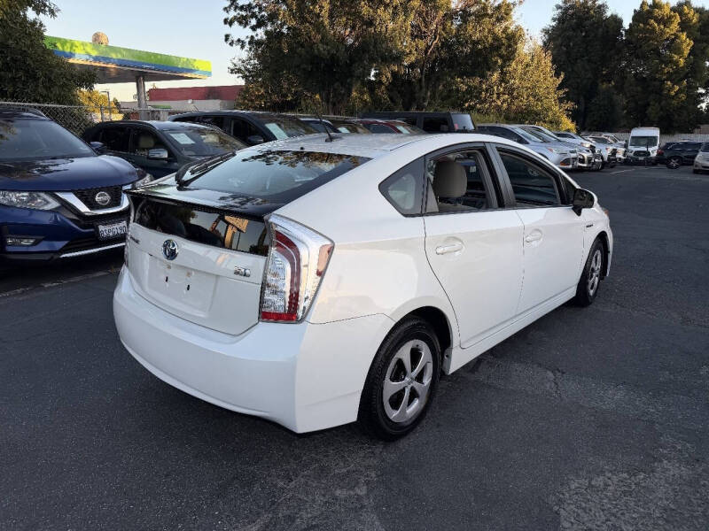 2014 Toyota Prius Two