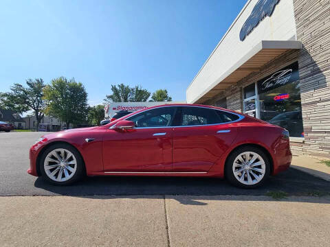 2016 Tesla Model S 75D