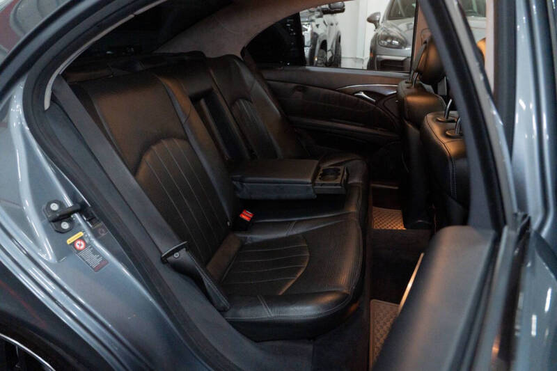 2005 Mercedes-Benz E-Class E 55 AMG