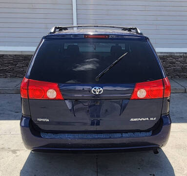 2007 Toyota Sienna XLE 7-Passenger