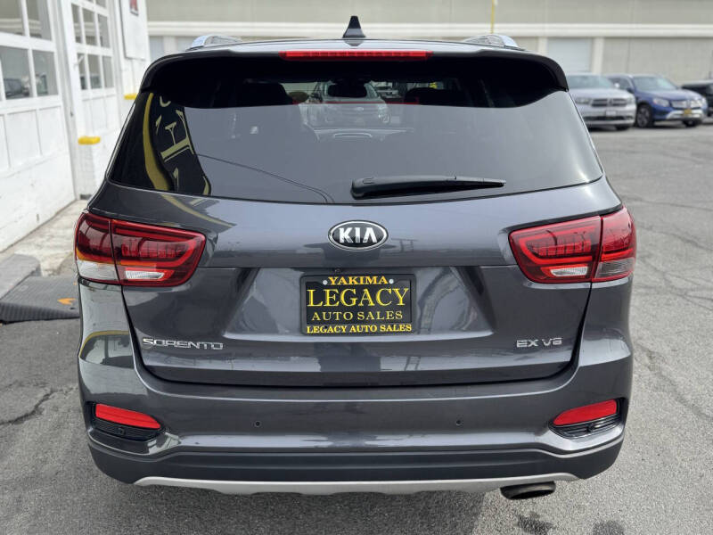 2019 Kia Sorento EX V6
