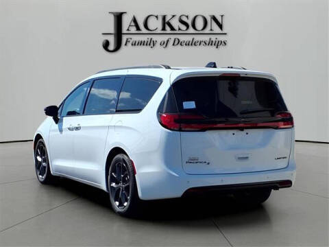 2026 Chrysler Pacifica Limited