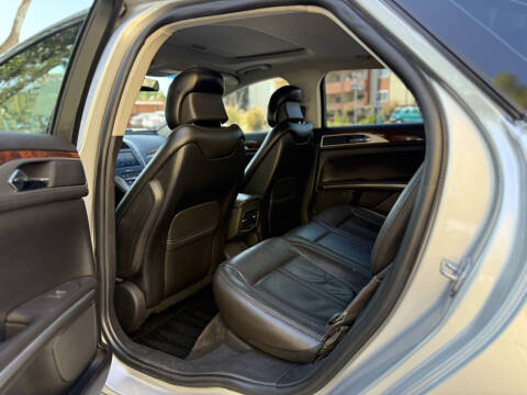 2014 Lincoln MKZ