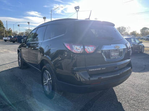 2017 Chevrolet Traverse LT