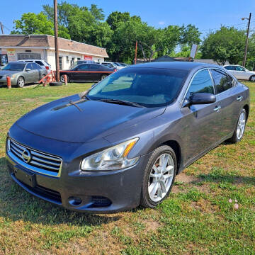 2012 Nissan Maxima for sale at Cash Car Outlet in Mckinney TX