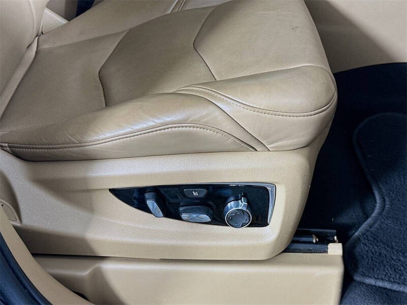 2019 Cadillac Escalade Platinum