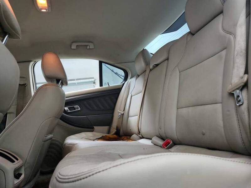 2012 Ford Taurus SEL