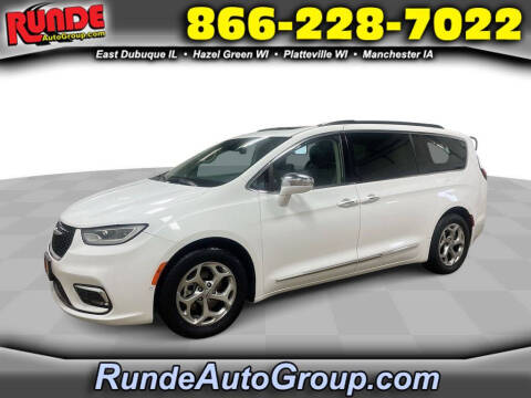 2022 Chrysler Pacifica for sale at Runde PreDriven in Hazel Green WI