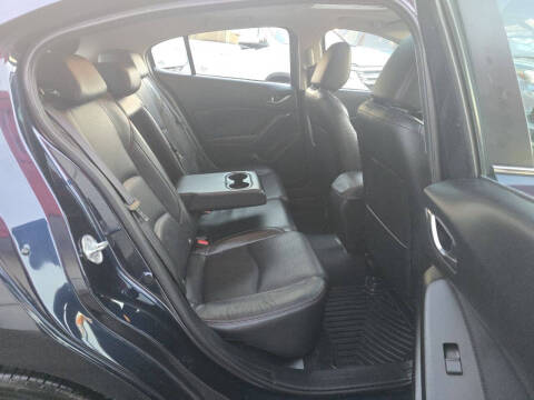 2015 Mazda MAZDA3 s Grand Touring