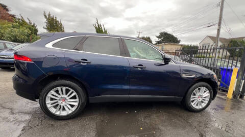 2017 Jaguar F-PACE 35t Prestige