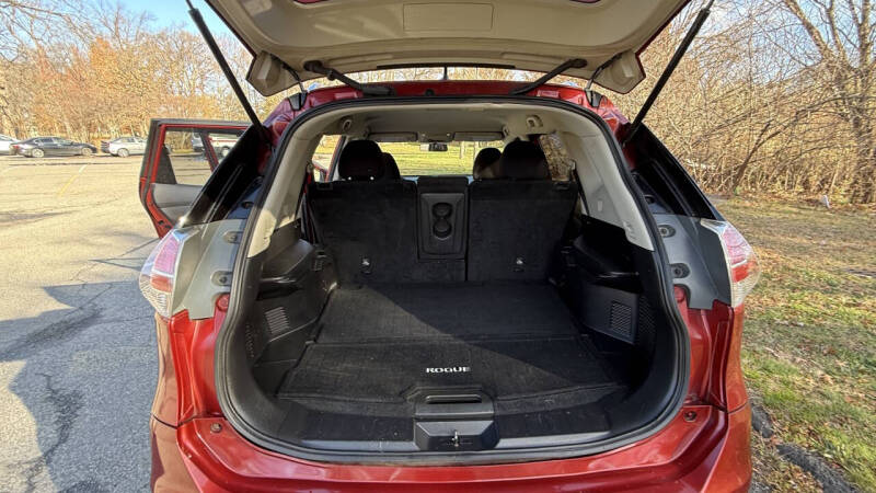 2016 Nissan Rogue SV