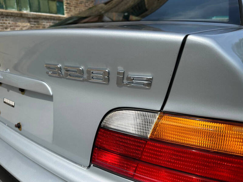 1998 BMW 3 Series 328is