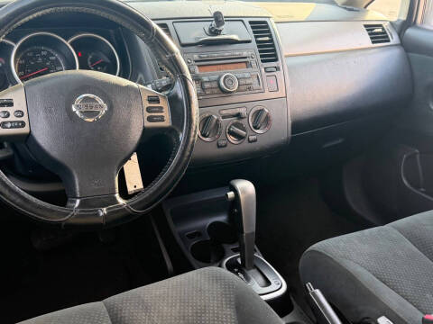 2012 Nissan Versa 1.8 S