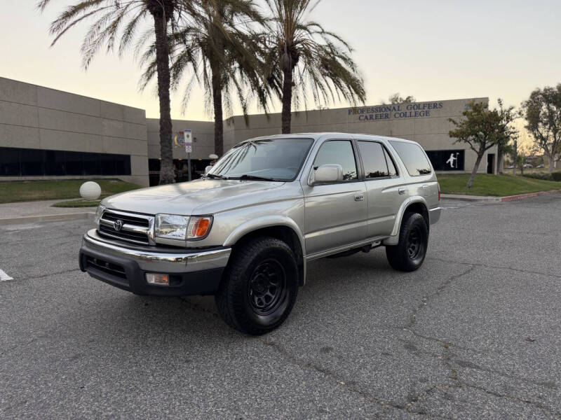 2000 Toyota 4Runner SR5