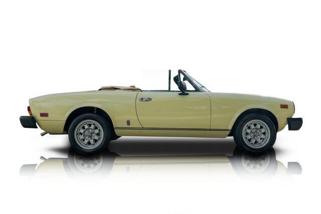 1982 FIAT 2000 Spider