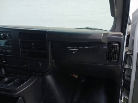 2017 Chevrolet Express 2500