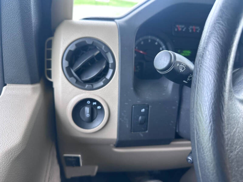 2017 Ford E-Series E-350 SD