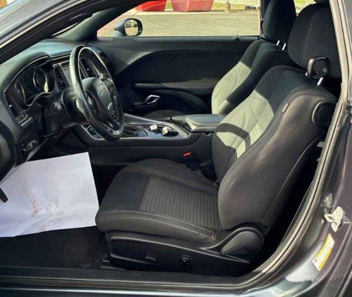 2018 Dodge Challenger SXT